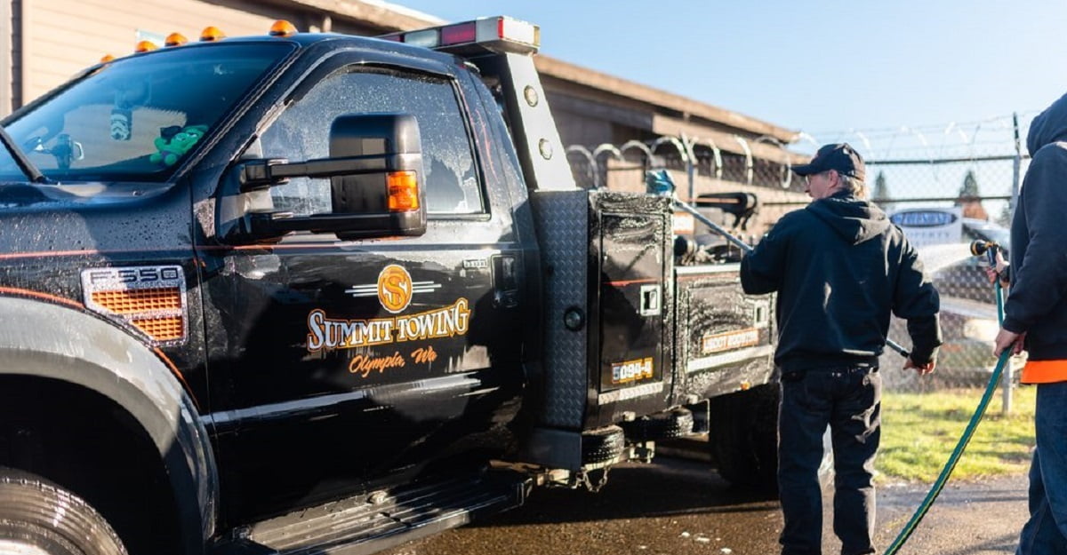 Remolque Lacey WA Summit Towing